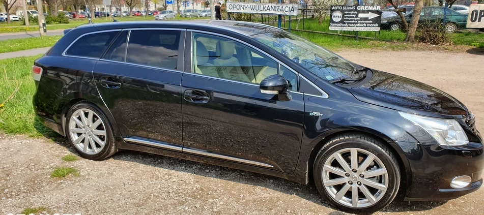 Toyota Avensis cena 27900 przebieg: 276000, rok produkcji 2009 z Myślenice małe 79